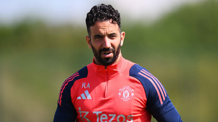 Ruben Amorim devra tout reconstruire avec Manchester United la saison prochaine. Ruben Amorim devra tout reconstruire avec Manchester United la saison prochaine.