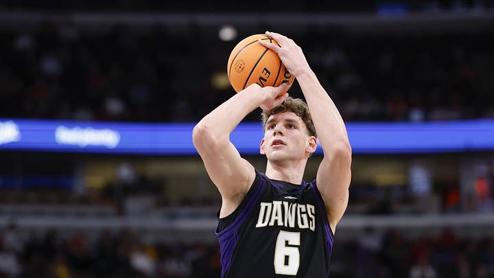 Mar 12, 2026; Chicago, IL, USA; Washington Huskies forward Hannes Steinbach (6) shoots a free throw against the Wisconsin Badgers during the first half at United Center. Mar 12, 2026; Chicago, IL, USA; Washington Huskies forward Hannes Steinbach (6) shoots a free throw against the Wisconsin Badgers during the first half at United Center.