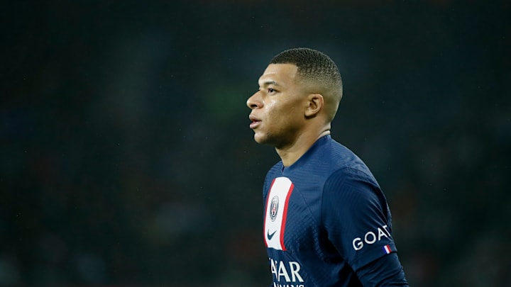 Paris Saint-Germain v RC Strasbourg - Ligue 1 Uber Eats