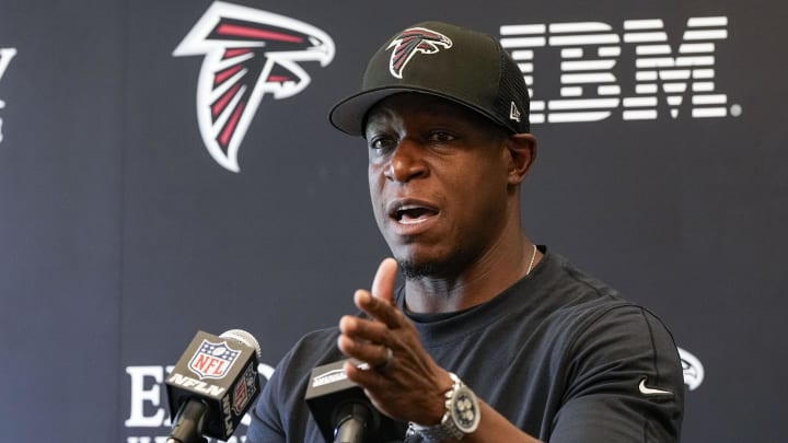 Atlanta Falcons head coach Raheem Morris 