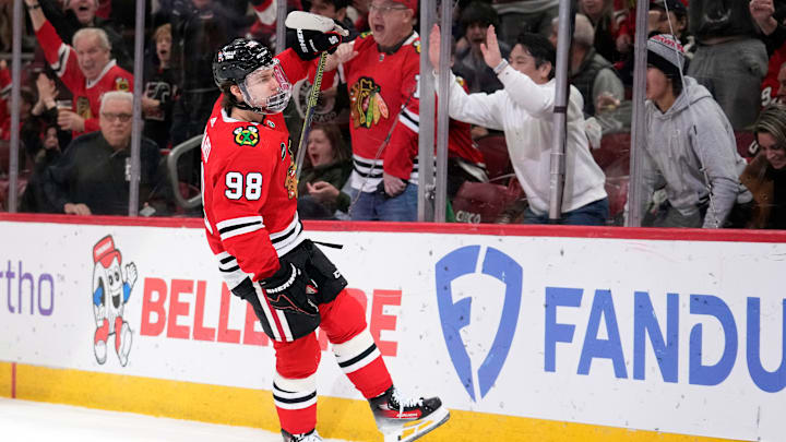 Ottawa Senators v Chicago Blackhawks