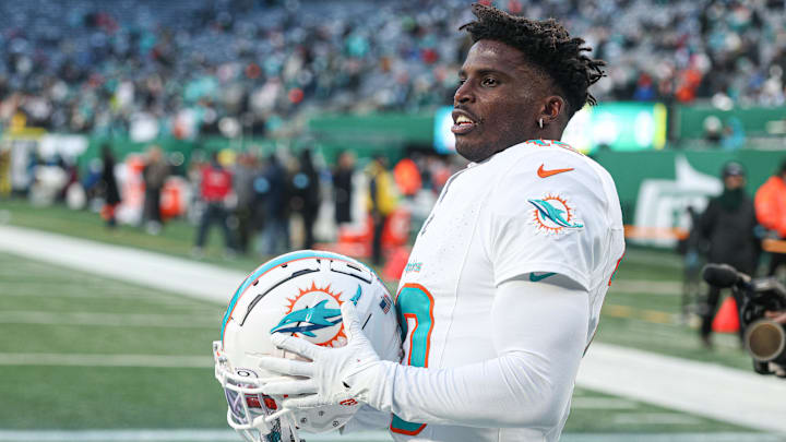 Miami Dolphins wide receiver Tyreek Hill (10) on the field before the game against the New York Jets at MetLife Stadium in the 2024 season finale. Miami Dolphins wide receiver Tyreek Hill (10) on the field before the game against the New York Jets at MetLife Stadium in the 2024 season finale.