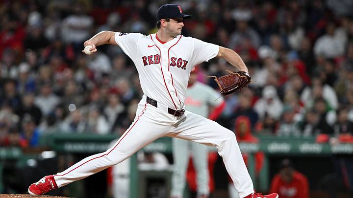 May 13, 2026; Boston, Massachusetts, USA; Boston Red Sox pitcher Garrett Whitlock (22) pitches against the Philadelphia Phillies during the eighth inning at Fenway Park. Mandatory Credit: Brian Fluharty-Imagn Images May 13, 2026; Boston, Massachusetts, USA; Boston Red Sox pitcher Garrett Whitlock (22) pitches against the Philadelphia Phillies during the eighth inning at Fenway Park. Mandatory Credit: Brian Fluharty-Imagn Images