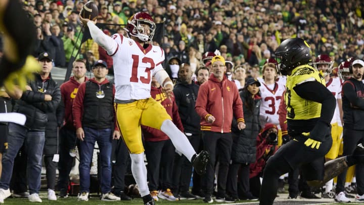 Caleb Williams holding the ball a long time is just one of many issues being discussed regarding his playing ability. Caleb Williams holding the ball a long time is just one of many issues being discussed regarding his playing ability.