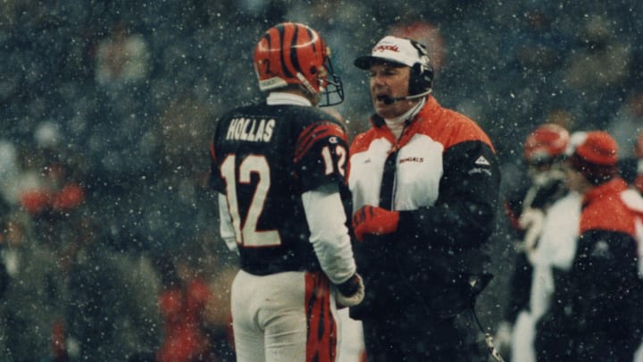 NOVEMBER 24, 1991: Bengals coach Sam Wyche speaks to Donald Hollas in the snow in the last minutes of the game.

Wyche22a