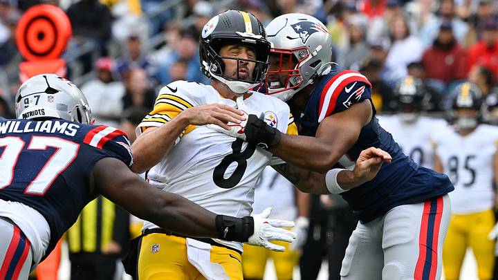 September 20, 2026; Foxborough, Massachusetts, USA; New England Patriots defensive tackle Milton Williams (97) and linebacker Elijah Ponder (91) tackle Pittsburgh Steelers quarterback Aaron Rodgers (8) during the first half at Gillette Stadium. Mandatory Credit: Eric Canha-Imagn Images September 20, 2026; Foxborough, Massachusetts, USA; New England Patriots defensive tackle Milton Williams (97) and linebacker Elijah Ponder (91) tackle Pittsburgh Steelers quarterback Aaron Rodgers (8) during the first half at Gillette Stadium. Mandatory Credit: Eric Canha-Imagn Images