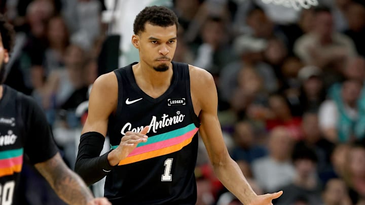 Oklahoma City Thunder v San Antonio Spurs Oklahoma City Thunder v San Antonio Spurs