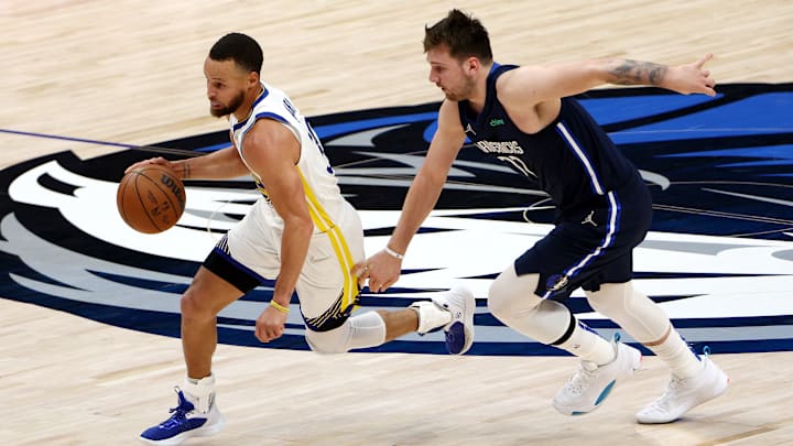 Los Warriors buscarán asegurar su paso a Las Finales este martes