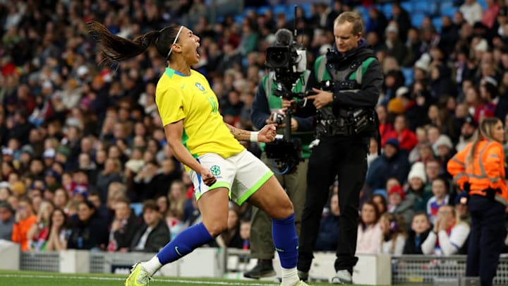 Brasil venceu a Inglaterra em Manchester
