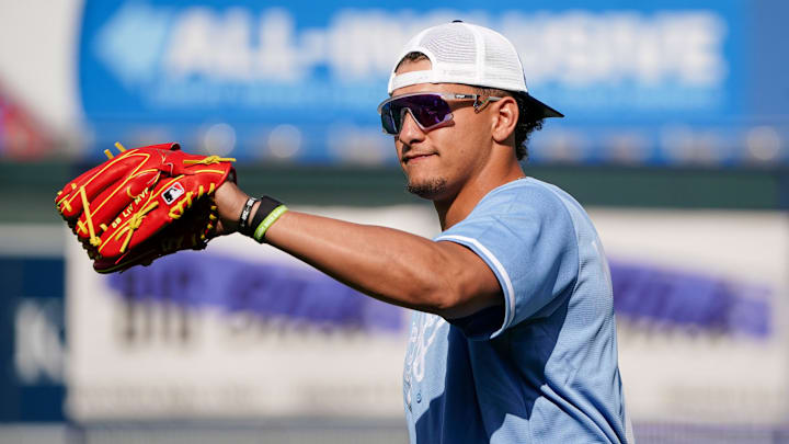 Jun 2, 2023; Kansas City, Missouri, USA; Kansas City Chiefs quarterback Patrick Mahomes warms up on field during the annual Big Slick celebrity softball game prior to a game between the Kansas City Royals and Colorado Rockies at Kauffman Stadium. Mandatory Credit: Denny Medley-Imagn Images Jun 2, 2023; Kansas City, Missouri, USA; Kansas City Chiefs quarterback Patrick Mahomes warms up on field during the annual Big Slick celebrity softball game prior to a game between the Kansas City Royals and Colorado Rockies at Kauffman Stadium. Mandatory Credit: Denny Medley-Imagn Images