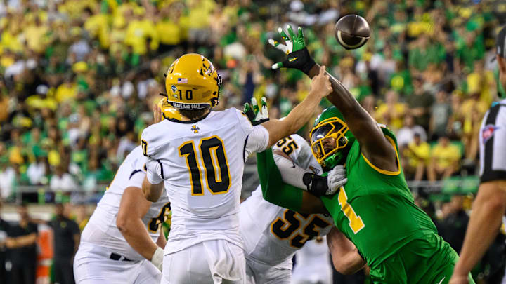 Oregon needed a drive in the fourth quarter to put away a stubborn Idaho team in their opening game last season, winning 24-14.