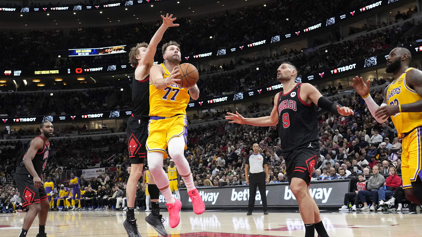 Los Angeles Lakers at Chicago Bulls – Starting Lineups, Injury News, How to Watch