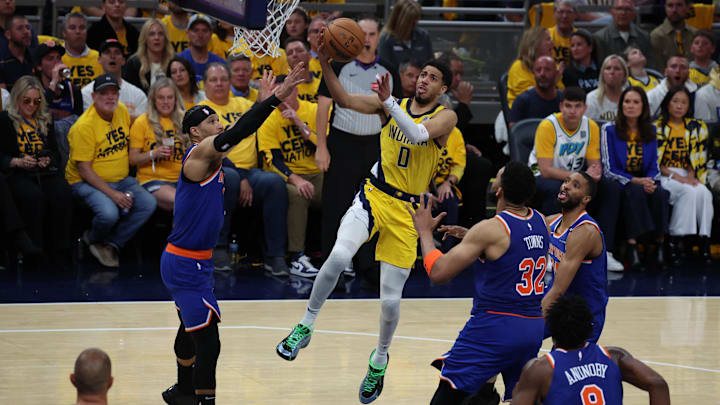 Haliburton (0) put on a show in Game 4.