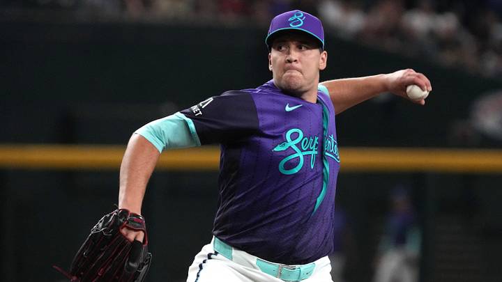 Aug 23, 2026; Phoenix, Arizona, USA; Arizona Diamondbacks pitcher Brandyn Garcia (55) throws against the Cincinnati Reds in the ninth inning at Chase Field. Mandatory Credit: Rick Scuteri-Imagn Images Aug 23, 2026; Phoenix, Arizona, USA; Arizona Diamondbacks pitcher Brandyn Garcia (55) throws against the Cincinnati Reds in the ninth inning at Chase Field. Mandatory Credit: Rick Scuteri-Imagn Images