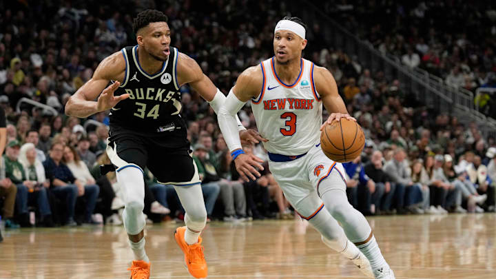 New York Knicks v Milwaukee Bucks