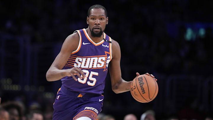 Mar 16, 2025; Los Angeles, California, USA; Phoenix Suns forward Kevin Durant (35) dribbles the ball against the Los Angeles Lakers in the second half at Crypto.com Arena. Mandatory Credit: Kirby Lee-Imagn Images Mar 16, 2025; Los Angeles, California, USA; Phoenix Suns forward Kevin Durant (35) dribbles the ball against the Los Angeles Lakers in the second half at Crypto.com Arena. Mandatory Credit: Kirby Lee-Imagn Images