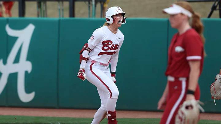 Alabama Softball Player Audrey Vandagriff (12) in action against Arkansas at Rhoads Stadium in Tuscaloosa, AL on Sunday, Mar 15, 2026.