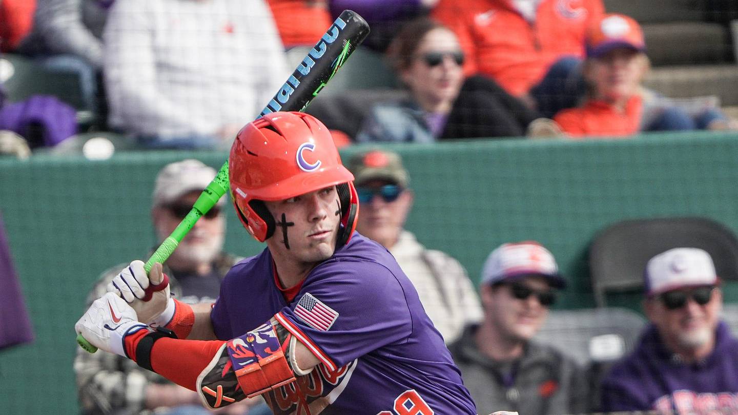 Former Clemson Star Nate Savoie Headed to SEC Program