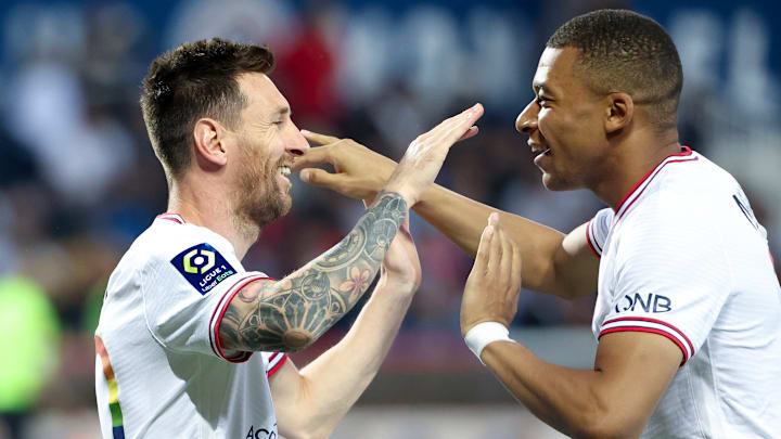 Messi et Mbappé sont nommés.