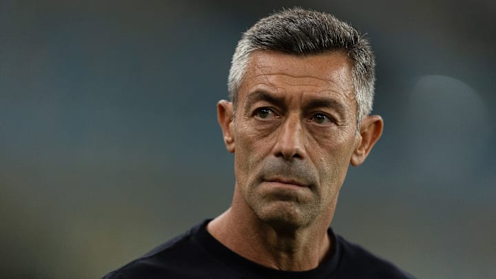 Pedro Caixinha deixou o Santos no último dia 14 Pedro Caixinha deixou o Santos no último dia 14