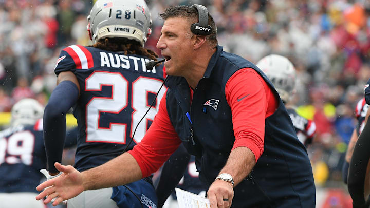 Sep 7, 2025; Foxborough, Massachusetts, USA; New England Patriots head coach Mike Vrabel reacts against the Las Vegas Raiders at Gillette Stadium. Mandatory Credit: Bob DeChiara-Imagn Images