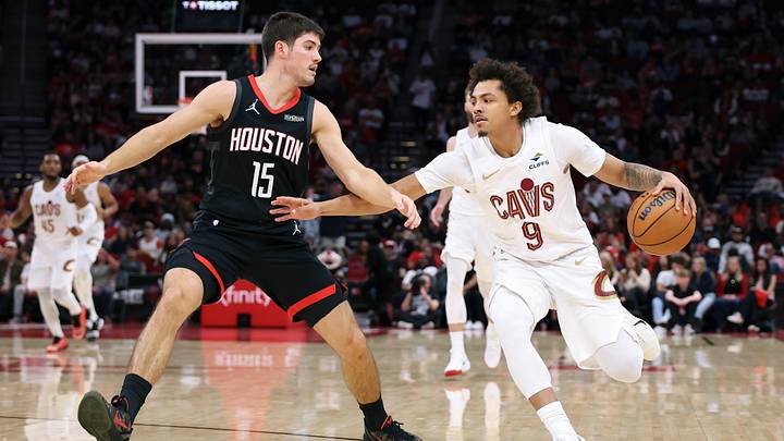 Dec 27, 2025; Houston, Texas, USA; Cleveland Cavaliers guard Craig Porter Jr. (9) drives with the ball as Houston Rockets guard Reed Sheppard (15) defends during the second quarter at Toyota Center. Mandatory Credit: Troy Taormina-Imagn Images Dec 27, 2025; Houston, Texas, USA; Cleveland Cavaliers guard Craig Porter Jr. (9) drives with the ball as Houston Rockets guard Reed Sheppard (15) defends during the second quarter at Toyota Center. Mandatory Credit: Troy Taormina-Imagn Images