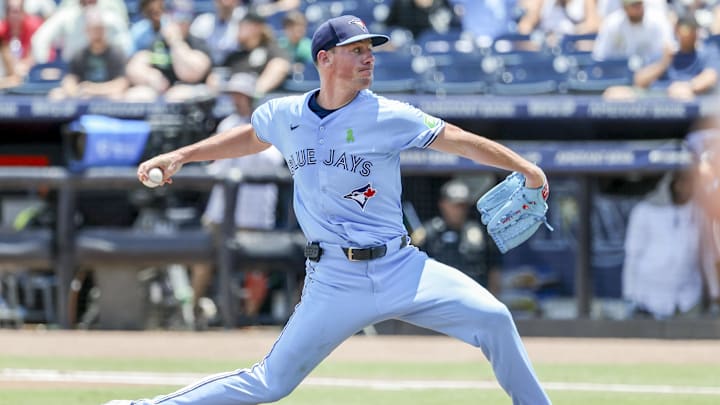 May 25, 2025; St. Petersburg, Florida, USA;  Toronto Blue Jays starting pitcher Chris Bassitt (40) throws a pitch against the Tampa Bay Rays during the first inning at George M. Steinbrenner Field.
