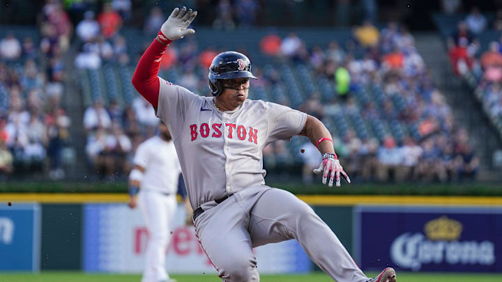 The Red Sox are home favorites against the Braves on Friday night.