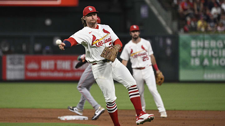 Sep 16, 2025; St. Louis, Missouri, USA; St. Louis Cardinals second baseman Brendan Donovan (33) throws out Cincinnati Reds third baseman Ke'Bryan Hayes (3) (not pictured) at first base in the second inning at Busch Stadium. Mandatory Credit: Joe Puetz-Imagn Images Sep 16, 2025; St. Louis, Missouri, USA; St. Louis Cardinals second baseman Brendan Donovan (33) throws out Cincinnati Reds third baseman Ke'Bryan Hayes (3) (not pictured) at first base in the second inning at Busch Stadium. Mandatory Credit: Joe Puetz-Imagn Images