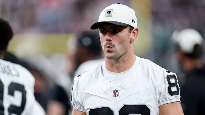 Las Vegas Raiders tight end Brock Bowers