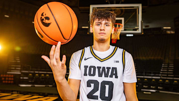 Iowa Hawkeyes freshman Trey Thompson
