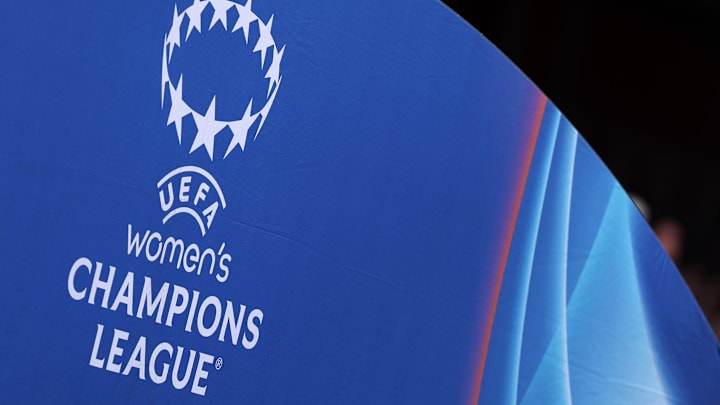 Arsenal WFC v Olympique Lyonnais - UEFA Women's Champions League Semi Final First Leg