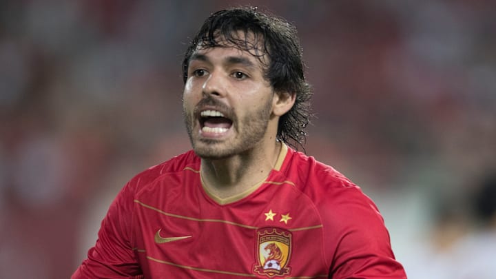 Fluminense formalizou proposta por Ricardo Goulart