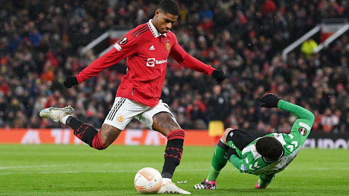 Manchester United, de Rashford, goleou o Betis nesta quinta-feira