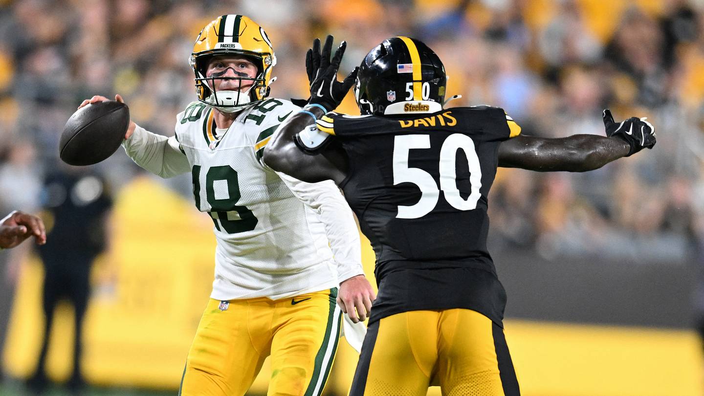 Dolphins Trade for Kyle McCord and Waive Mark Gronowski