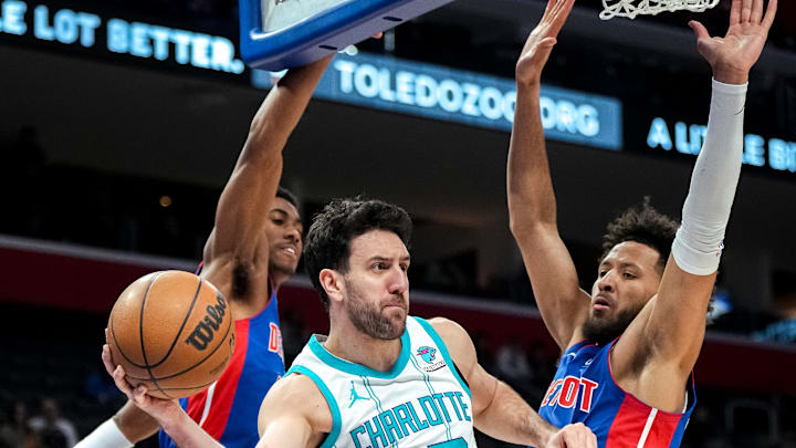 Charlotte Hornets v Detroit Pistons