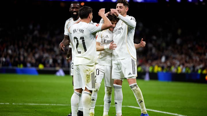 Real Madrid vence o Elche e cola na liderança de LaLiga 2025/26