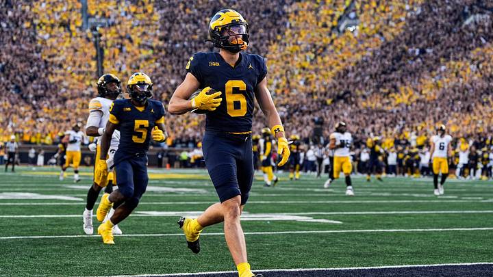 Michigan wide receiver JJ Buchanan (6) runs into the end zone for a touchdown against Iowa during the second half at Michigan Stadium in Ann Arbor on Saturday, Sept. 26, 2026.