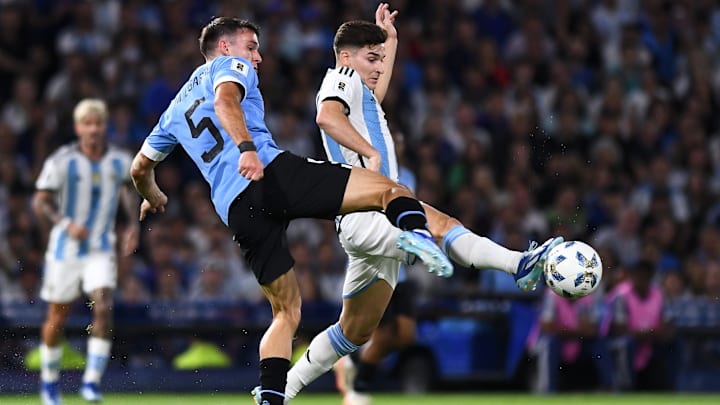Clássico ocorre no estádio Centenario
