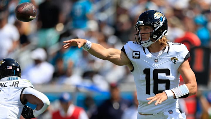 Jacksonville Jaguars quarterback Trevor Lawrence (16) 