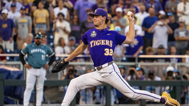 Jun 21, 2025; Omaha, Neb, USA; LSU Tigers starting pitcher Kade Anderson (32) pitches against the Coastal Carolina Chanticleers during the ninth inning at Charles Schwab Field. Mandatory Credit: Dylan Widger-Imagn Images Jun 21, 2025; Omaha, Neb, USA; LSU Tigers starting pitcher Kade Anderson (32) pitches against the Coastal Carolina Chanticleers during the ninth inning at Charles Schwab Field. Mandatory Credit: Dylan Widger-Imagn Images