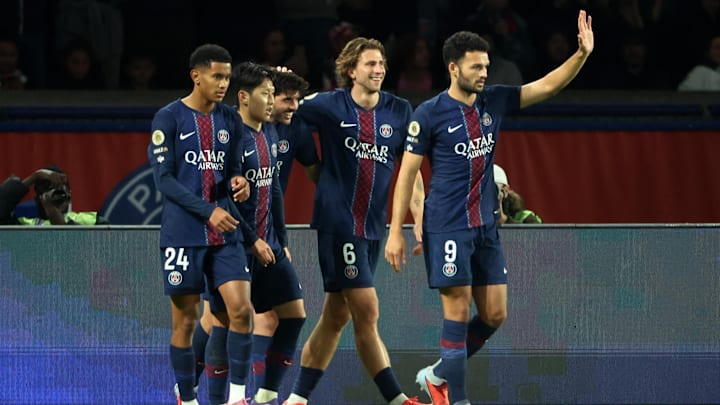 Paris Saint-Germain FC v AJ Auxerre - Ligue 1 McDonald's