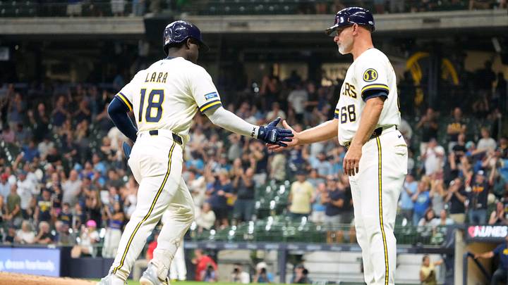 Milwaukee Brewers right fielder Luis Lara. Milwaukee Brewers right fielder Luis Lara.