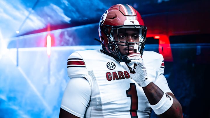 Four-star offensive lineman Dontrell Glover will make his official visit to South Carolina on June 2, 2024.