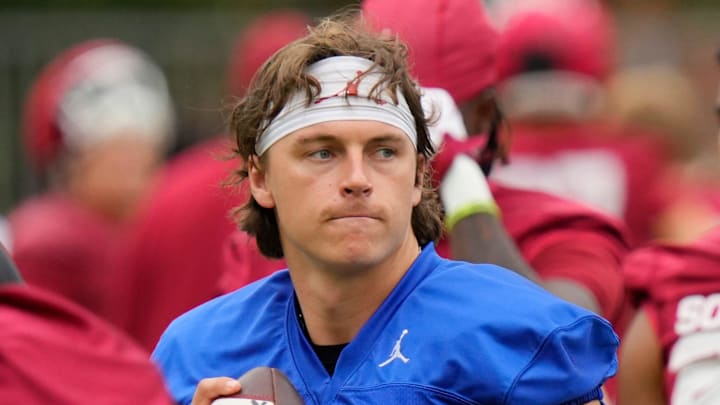 Oklahoma quarterback John Mateer