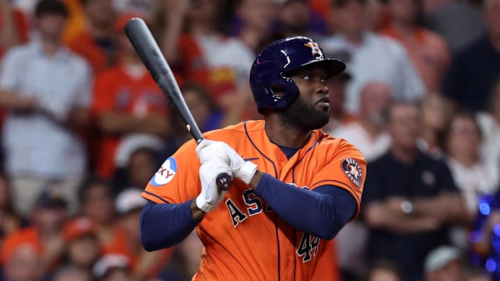 Houston Astros left fielder Yordan Alvarez (44) hits a RBI single
