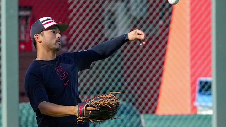 Sep 3, 2024; Kansas City, Missouri, USA; Cleveland Guardians left fielder Steven Kwan (38) throws the ball in against the Kansas City Royals during warm ups prior to a game at Kauffman Stadium. Mandatory Credit: Denny Medley-Imagn Images Sep 3, 2024; Kansas City, Missouri, USA; Cleveland Guardians left fielder Steven Kwan (38) throws the ball in against the Kansas City Royals during warm ups prior to a game at Kauffman Stadium. Mandatory Credit: Denny Medley-Imagn Images