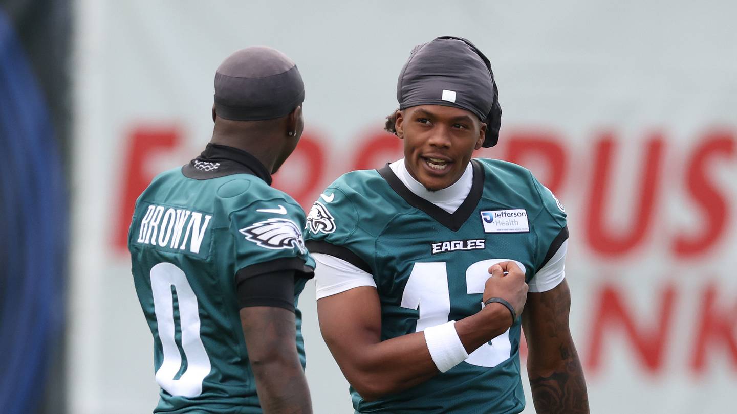 Eagles Practice: Smith, Lemon Out, Wicks Catches Two
