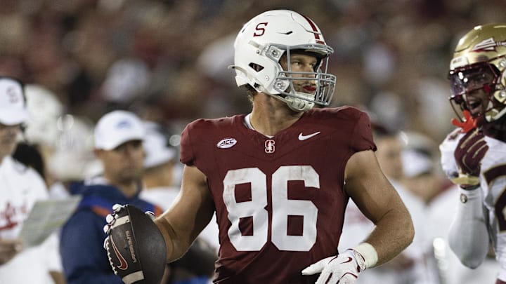 Oct 18, 2025; Stanford, California, USA;  Stanford Cardinal tight end Sam Roush (86) during the third quarter against the Florida State Seminoles at Stanford Stadium. Mandatory Credit: Stan Szeto-Imagn Images