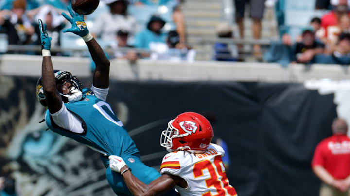 Jacksonville Jaguars wide receiver Calvin Ridley (0) pulls in a pass over Kansas City Chiefs. Jacksonville Jaguars wide receiver Calvin Ridley (0) pulls in a pass over Kansas City Chiefs.